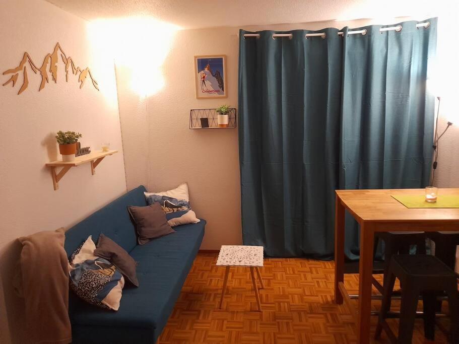 Rez De Jardin / Pieds Des Pistes Lägenhet Bernex Exteriör bild